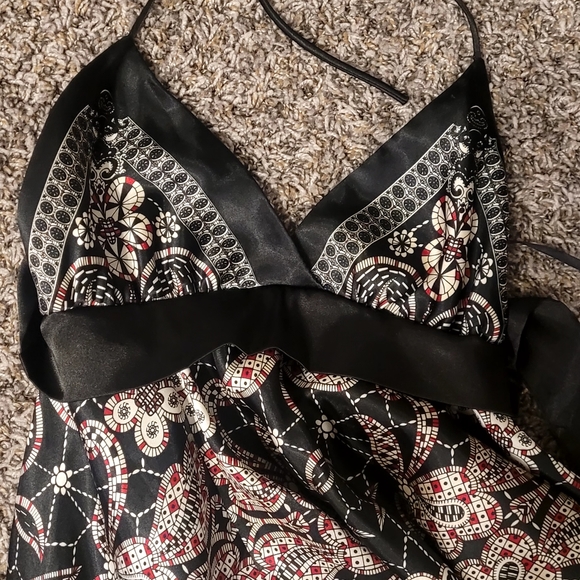 Beautiful High Low Staggering Bottom Dress - Picture 3 of 6